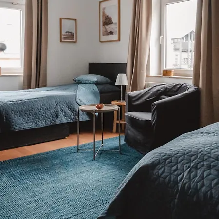 One4five Apartments, Stadthaus, Gemuetliches Wohnen In アパート *