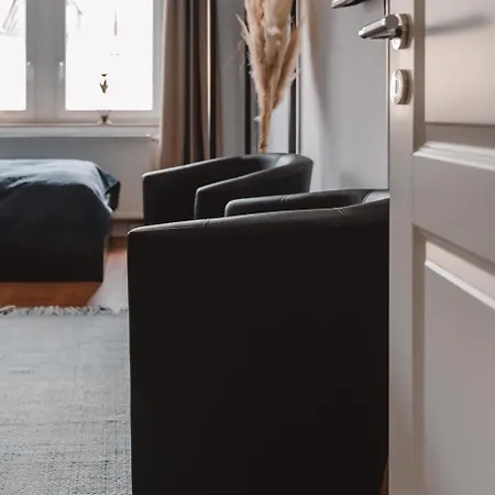 One4five Apartments, Stadthaus, Gemuetliches Wohnen In *